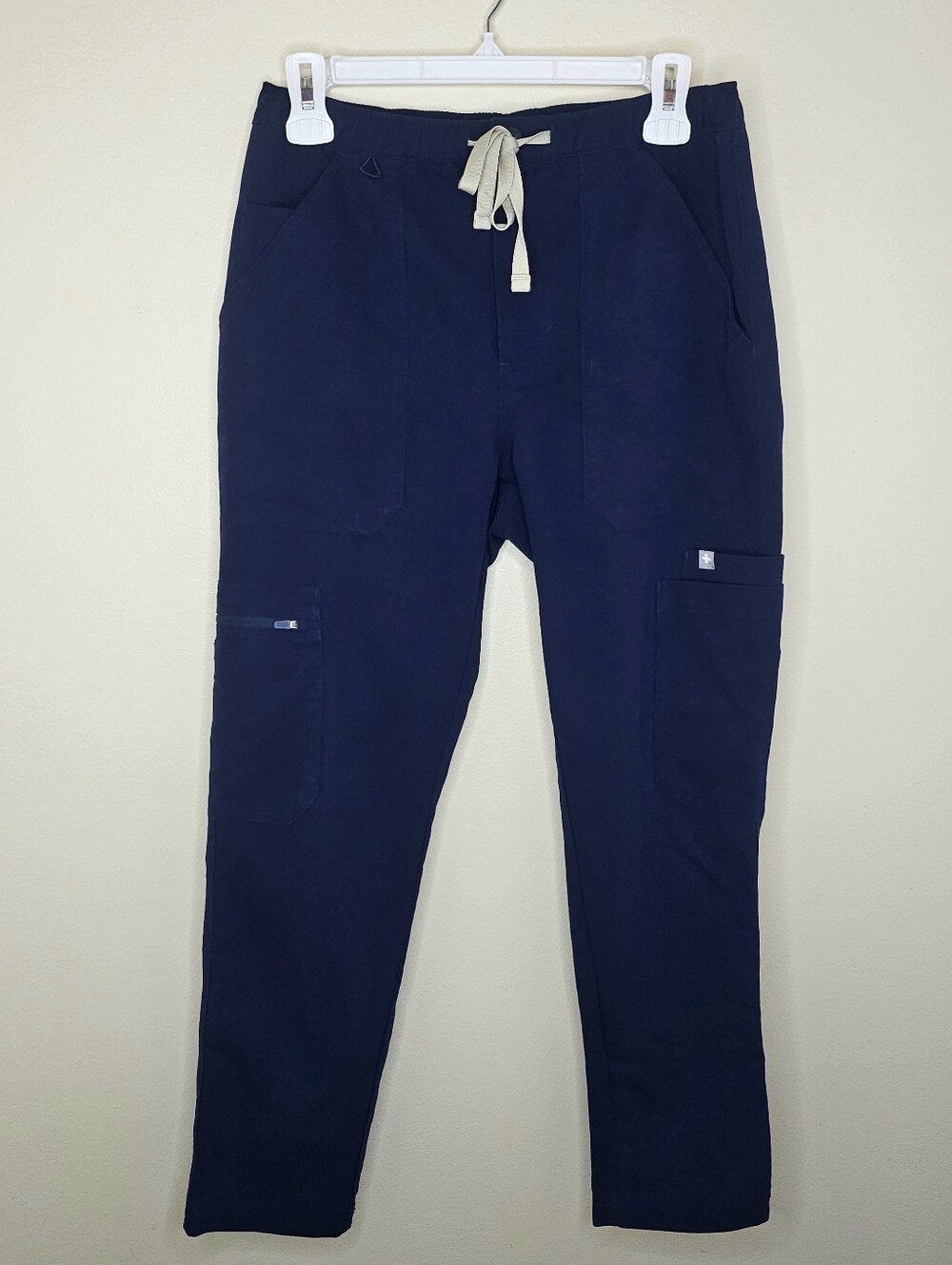 FIGS Technical Collection Scrub Pants Women’s XS Navy Cargo Straight Leg